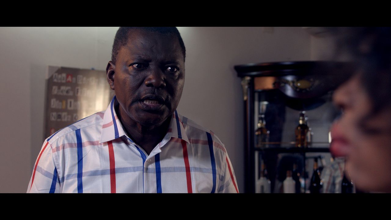 Coup de Foudre à Yaoundé : Bild