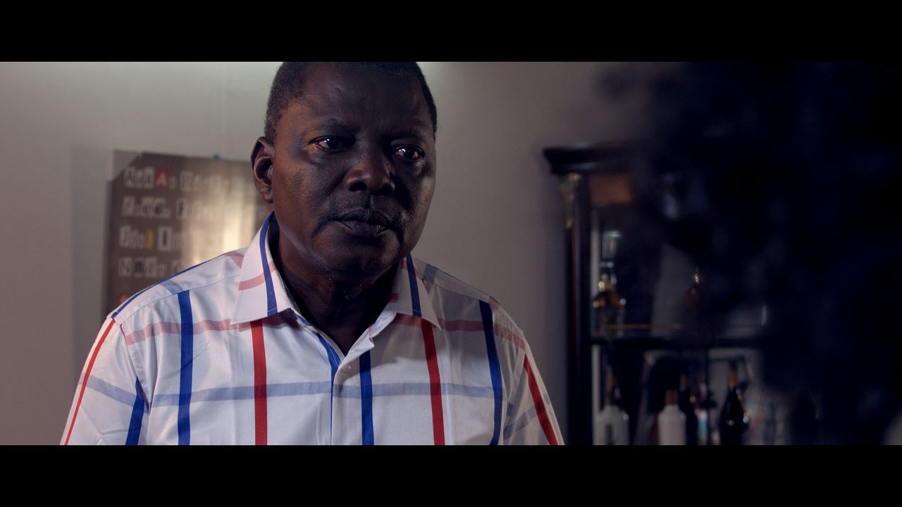 Coup de Foudre à Yaoundé : Bild