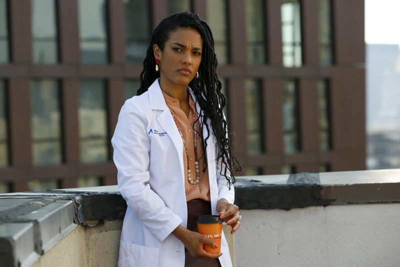 New Amsterdam : Bild Freema Agyeman