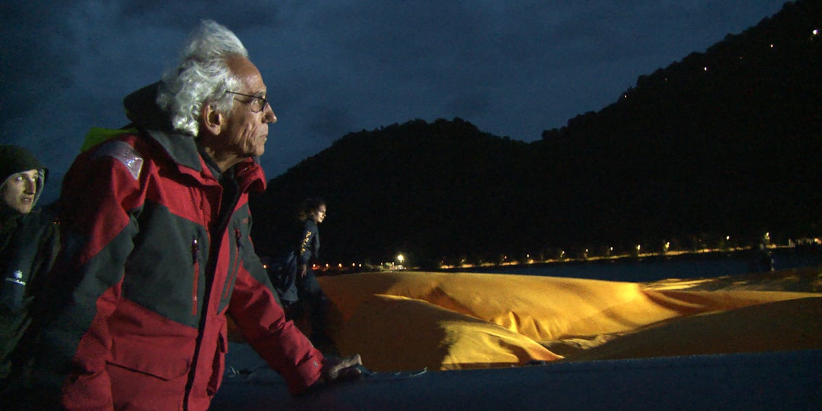 Christo - Walking On Water : Bild Christo