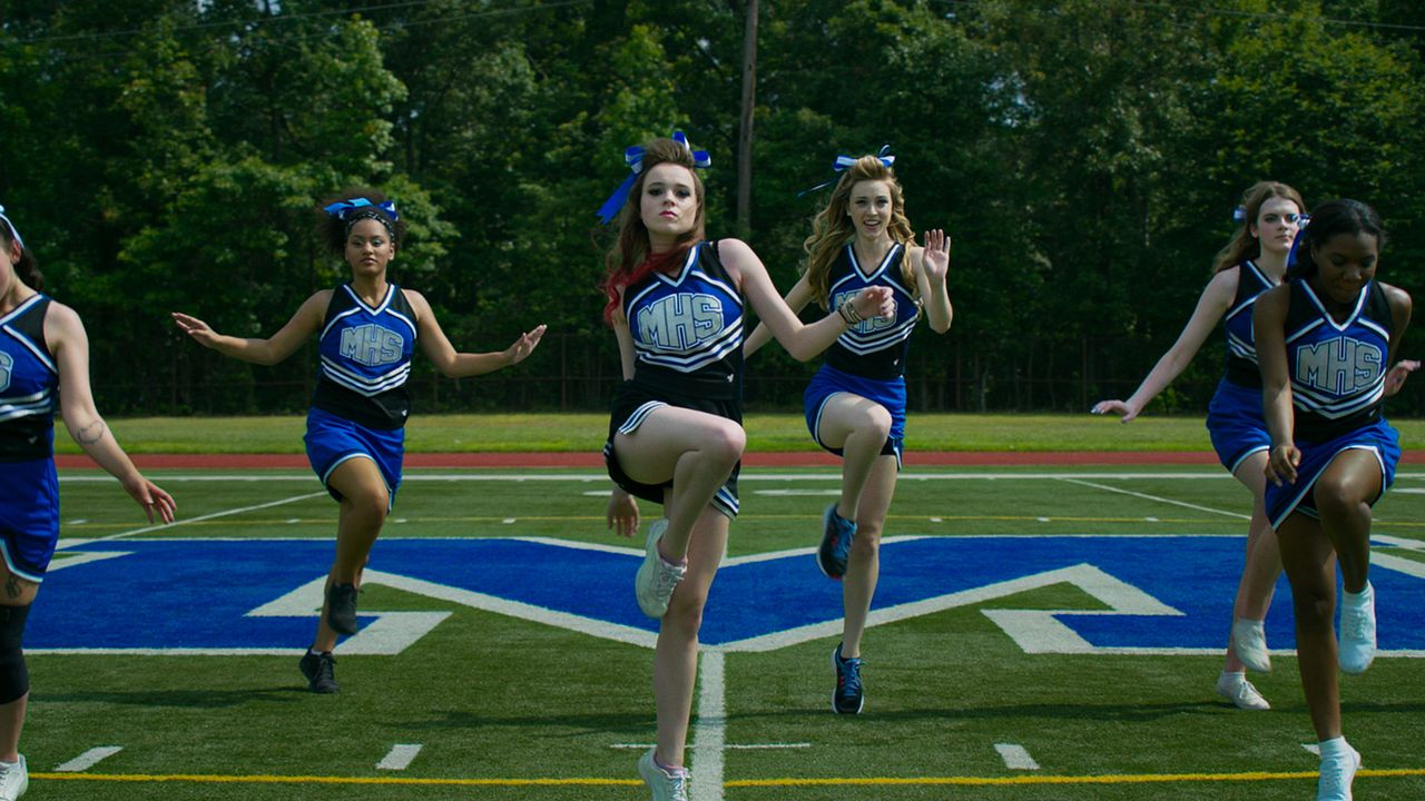 Blame - Verbotenes Verlangen : Bild Nadia Alexander, Sarah Mezzanotte