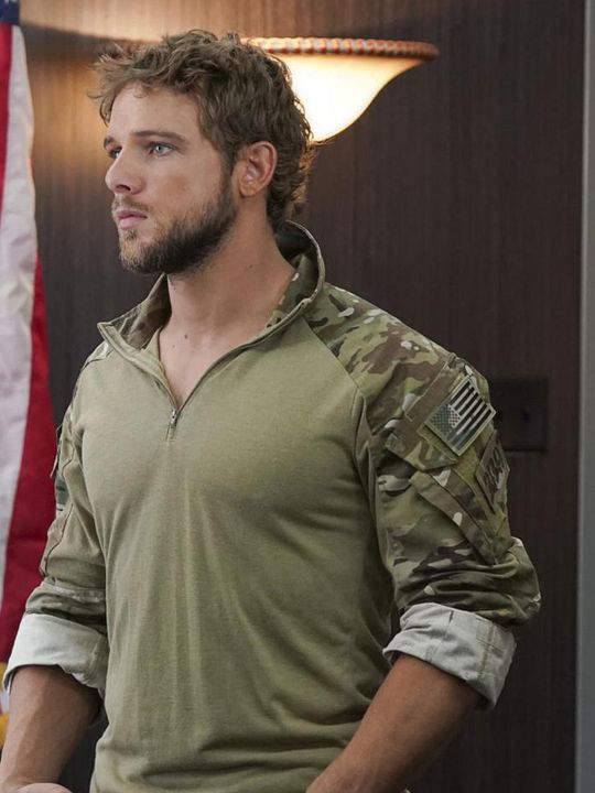 Max Thieriot Seal Team