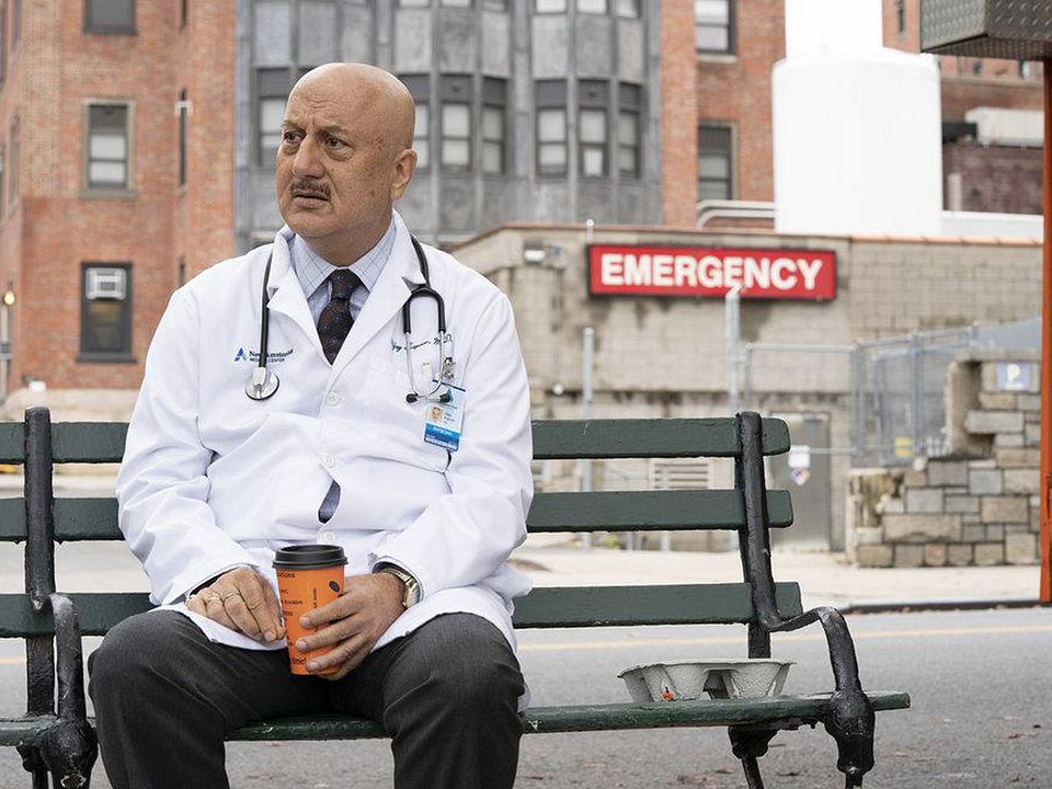 New Amsterdam : Bild Anupam Kher