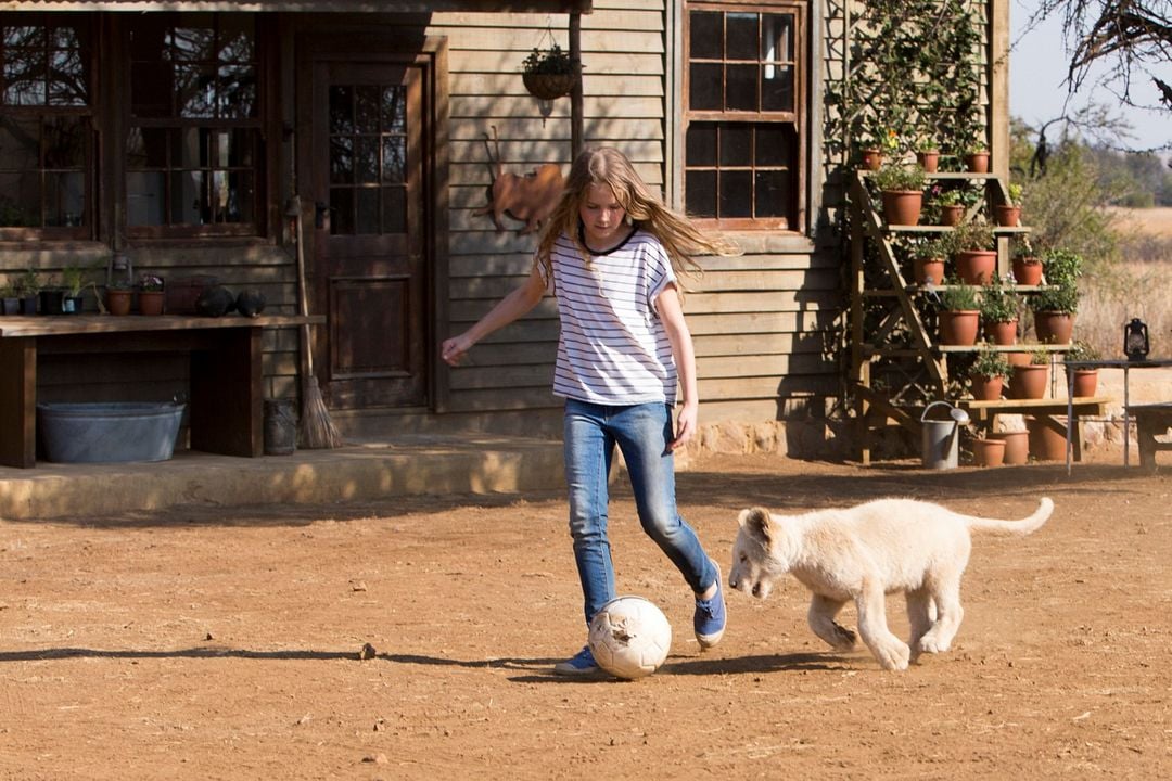 Mia und der weiße Löwe : Bild Daniah De Villiers