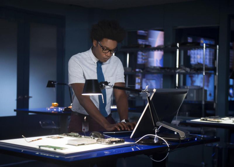 Arrow : Bild Echo Kellum