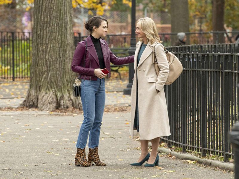 God Friended Me : Bild Rachel Bay Jones, Violett Beane