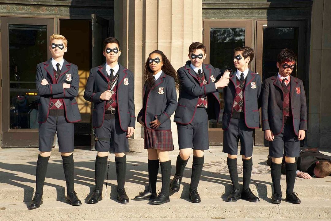 The Umbrella Academy : Bild Cameron Brodeur, Aidan Gallagher, Eden Cupid, Ethan Hwang
