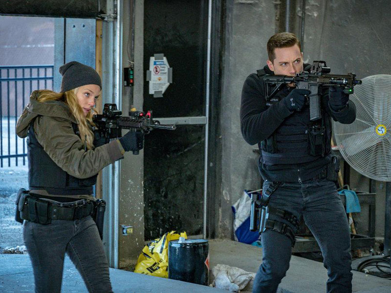 Chicago PD : Bild Jesse Lee Soffer, Tracy Spiridakos