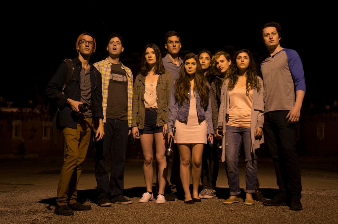 Against the Night - Nur einer überlebt! : Bild Josh Cahn, Tim Torre, Luke Persiani, Erik Kochenberger, Leah Holleran, Hannah Kleeman, Yesenia Linares, Nicole Souza, Amy Zenone