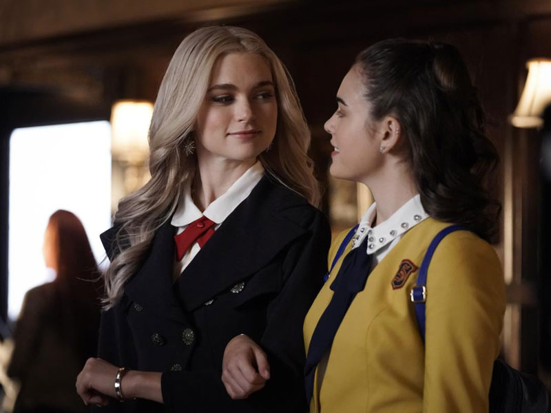 Legacies : Bild Kaylee Bryant, Jenny Boyd