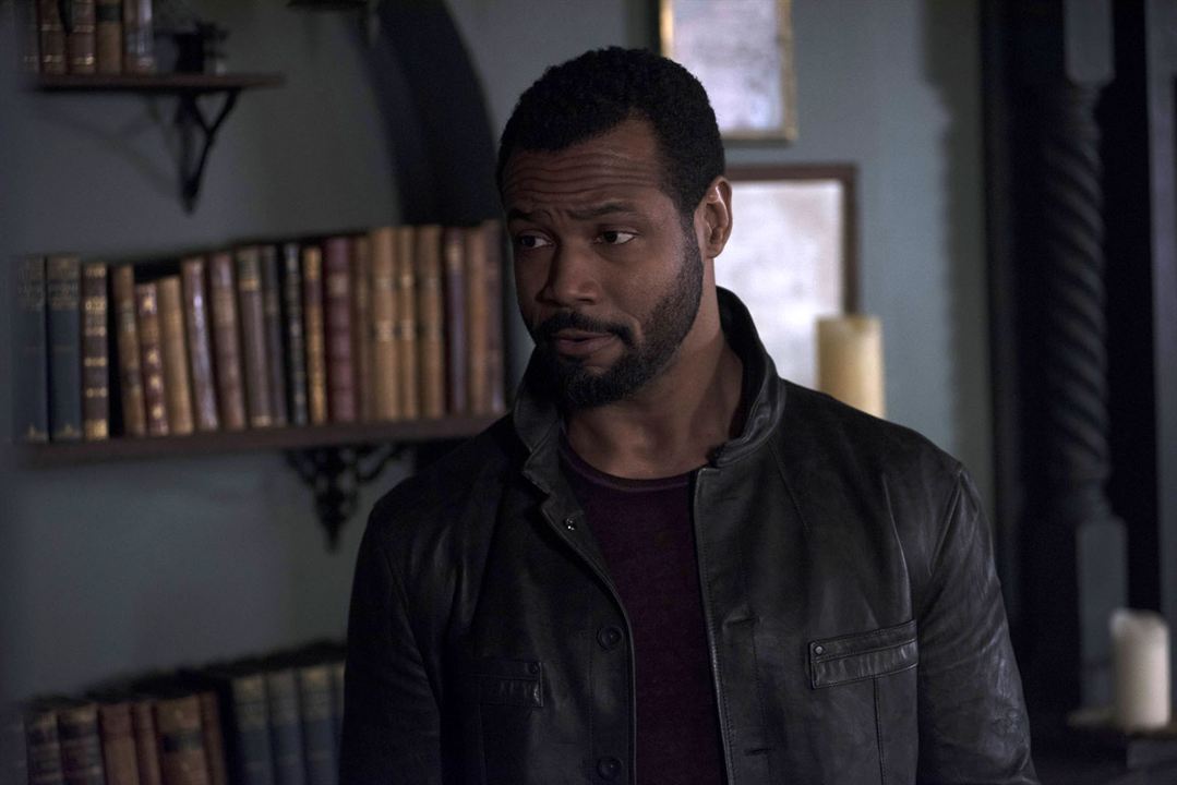 Shadowhunters : Bild Isaiah Mustafa