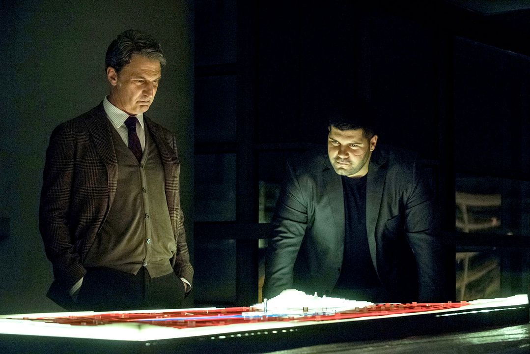 Gomorrha - Die Serie : Bild Salvatore Esposito, Andrea Renzi