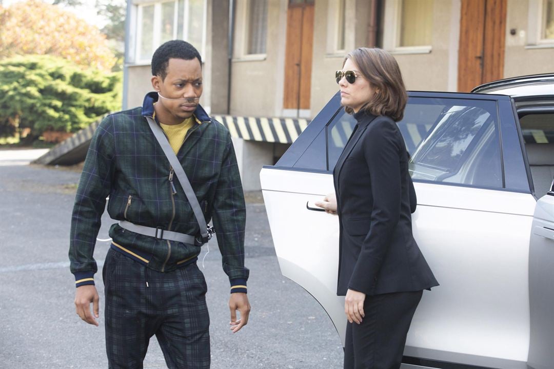 Whiskey Cavalier : Bild Lauren Cohan, Tyler James Williams