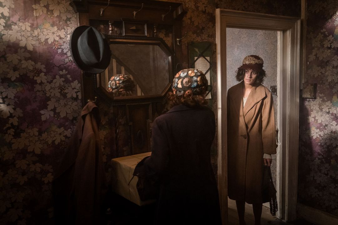 Agatha Christie - Die Morde des Herrn ABC : Bild Anya Chalotra
