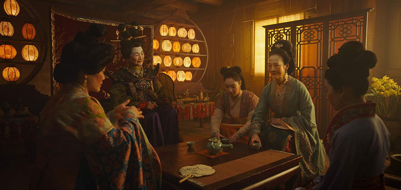 Mulan : Bild Yifei Liu, Rosalind Chao, Pei-Pei Cheng, Xana Tang