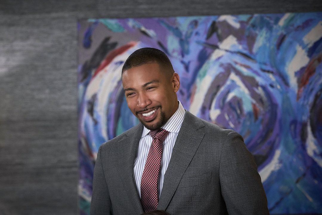 Younger : Bild Charles Michael Davis