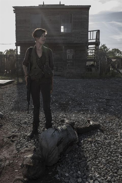 Fear The Walking Dead : Bild Maggie Grace