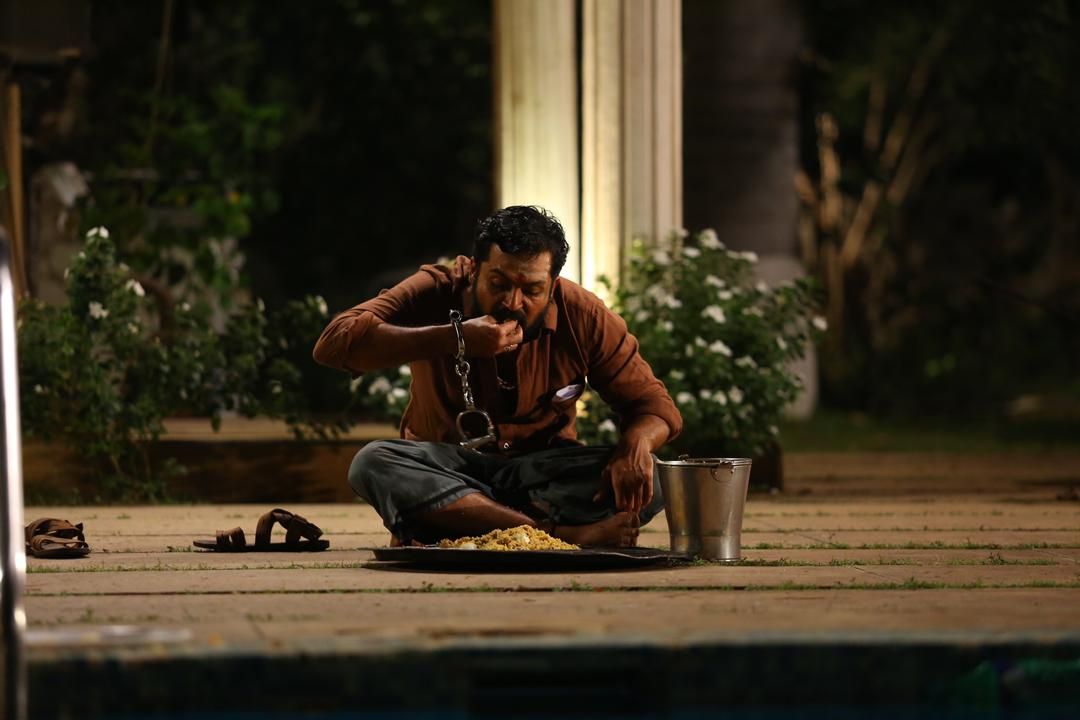 Kaithi : Bild Karthi