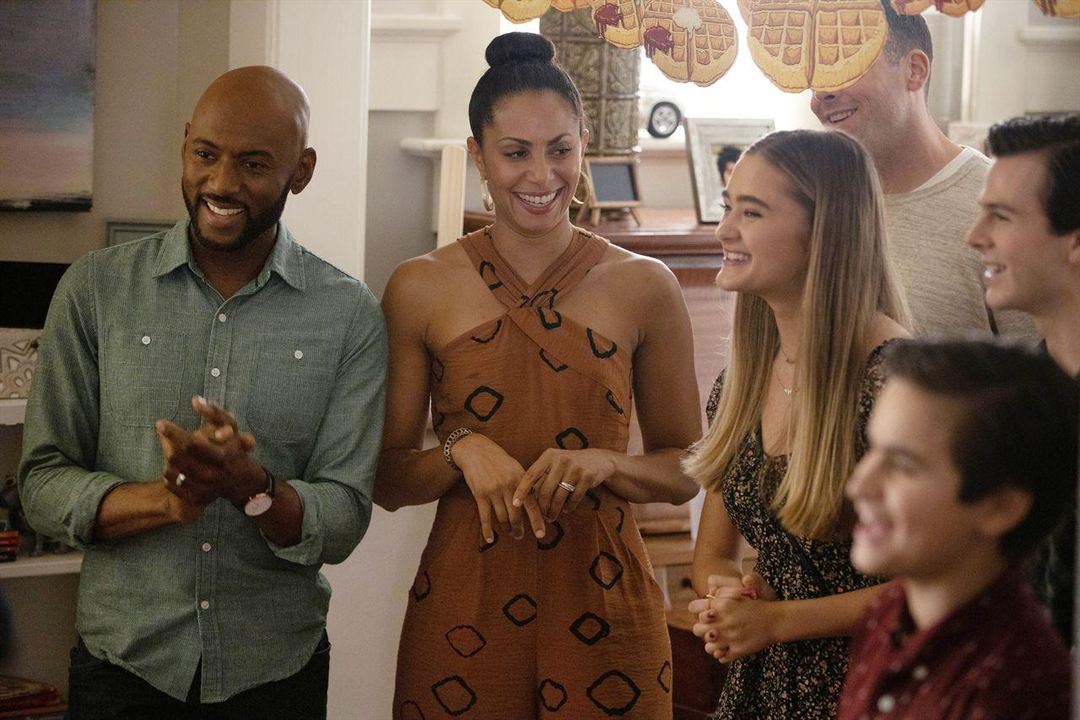 A Million Little Things : Bild Romany Malco, Lizzy Greene, Christina Moses