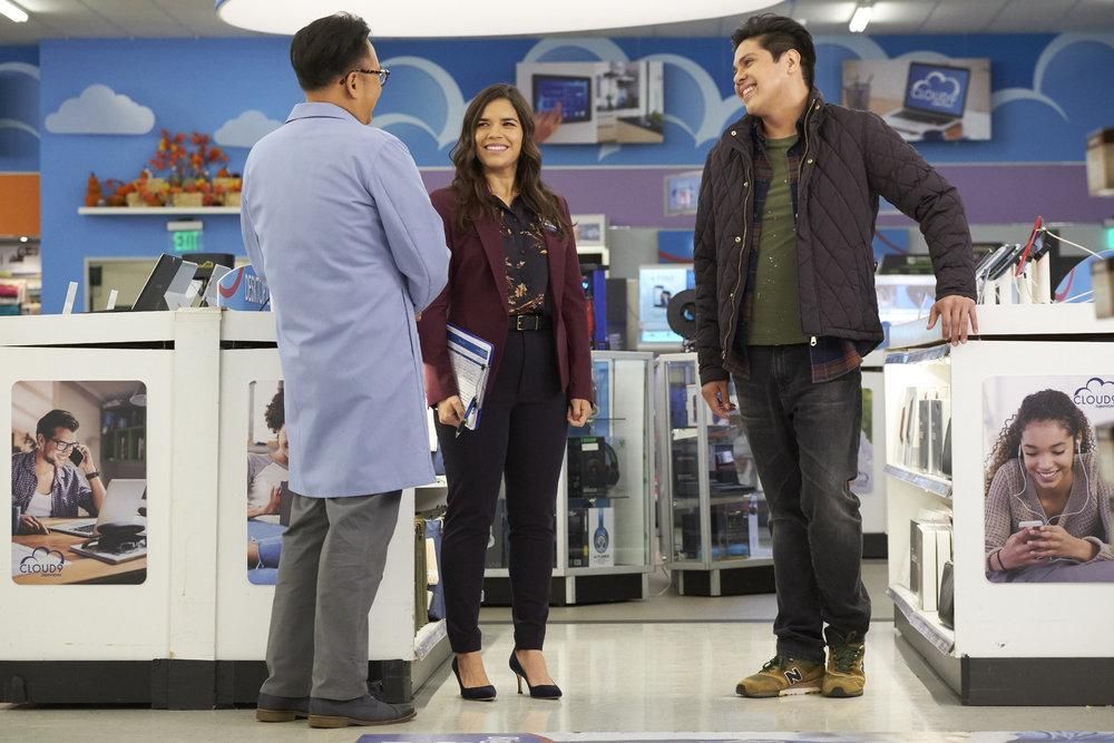 Superstore : Bild Nico Santos, George Salazar, America Ferrera