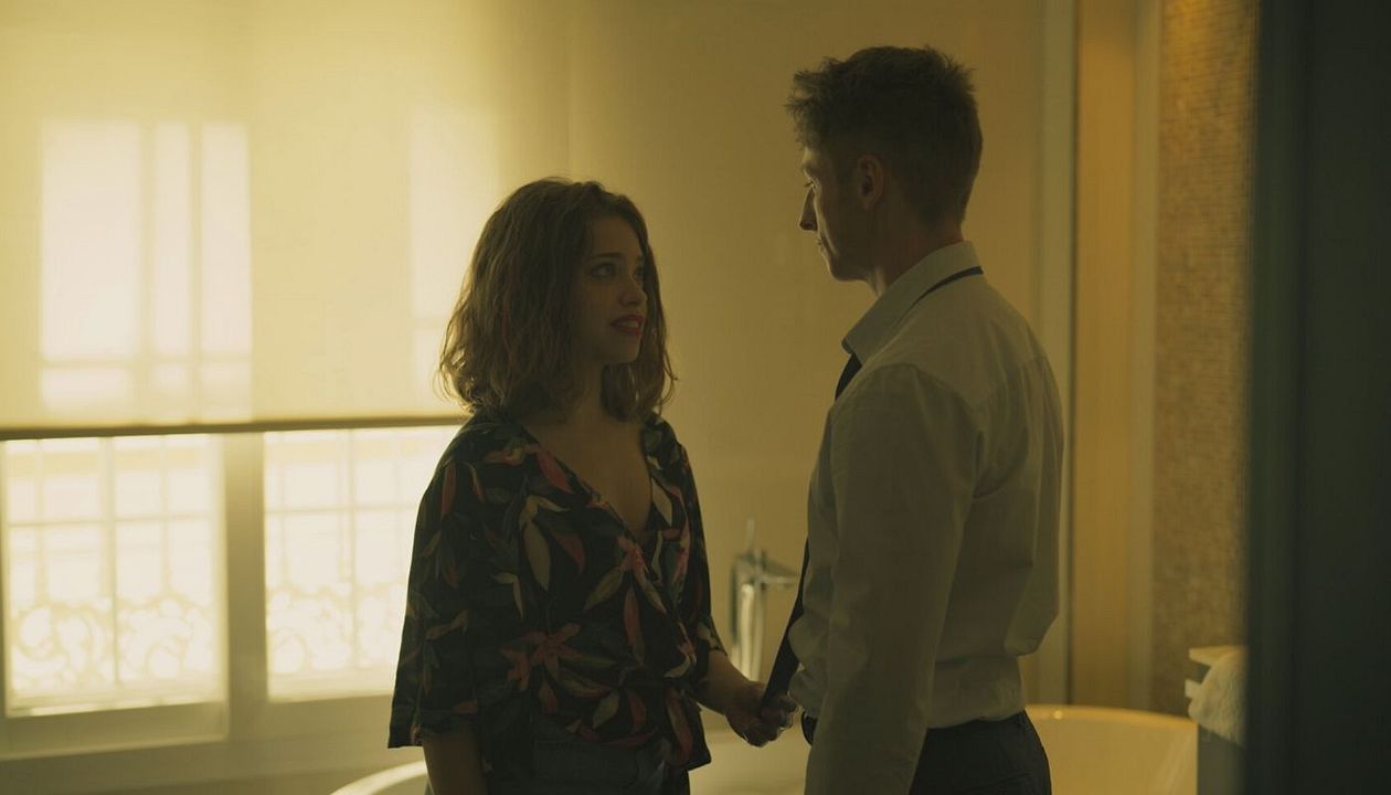 Toy Boy : Bild Cinta Ramírez