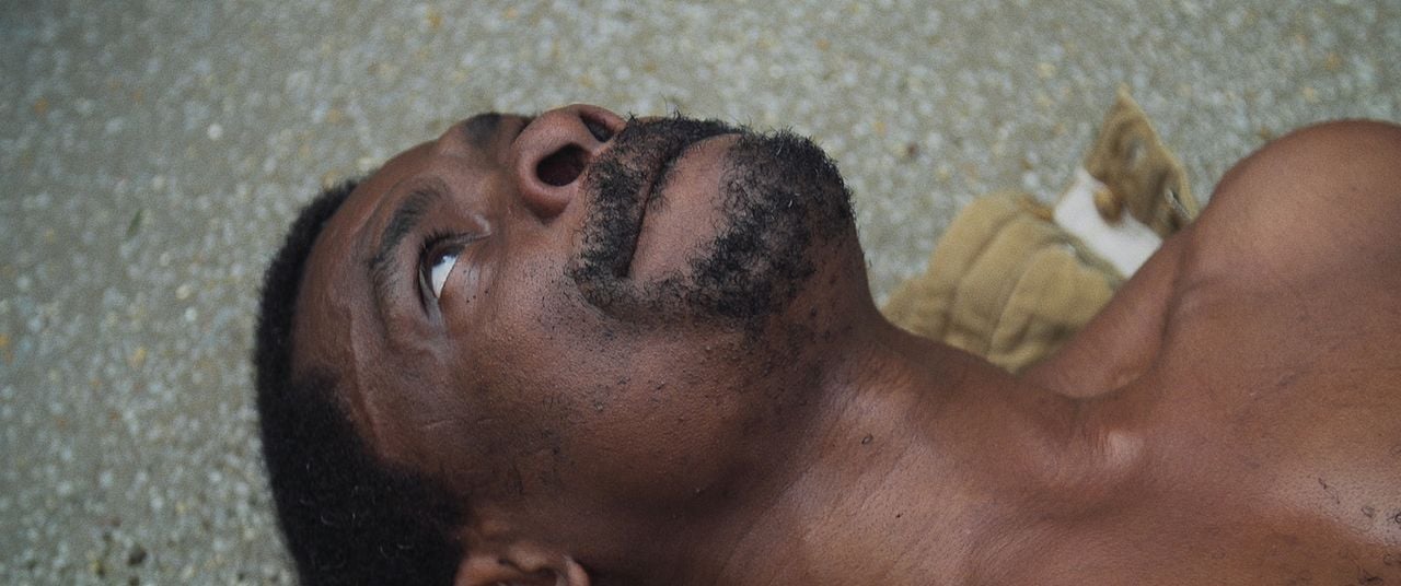 El escritor de un país sin librerías : Bild