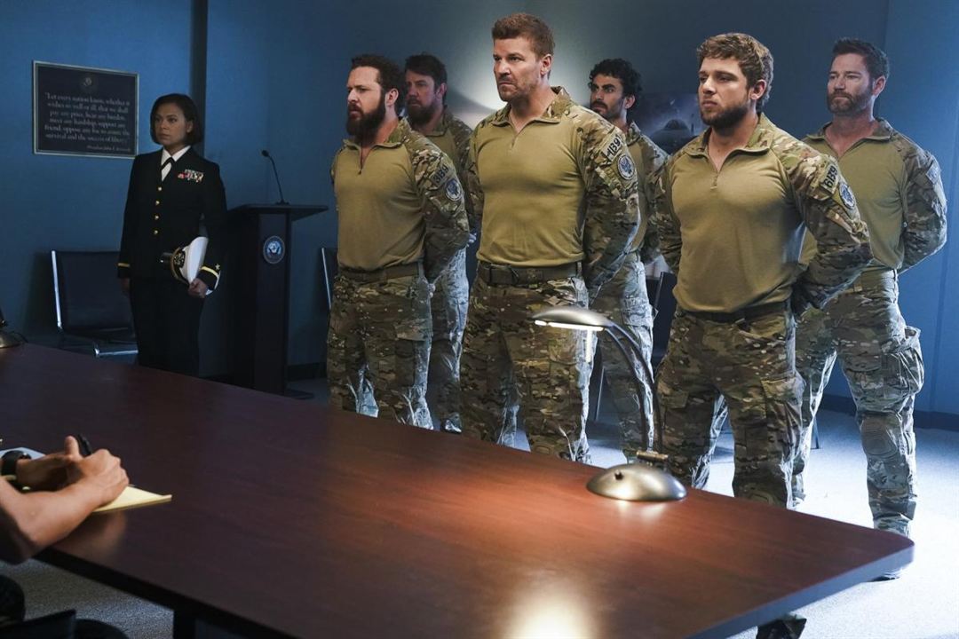 SEAL Team : Bild Toni Trucks, Scott Fox, David Boreanaz, Tyler Grey, A.J. Buckley, Max Thieriot