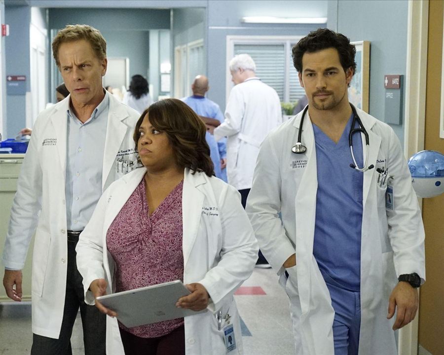 Grey's Anatomy - Die jungen Ärzte : Bild Chandra Wilson, Greg Germann, Giacomo Gianniotti
