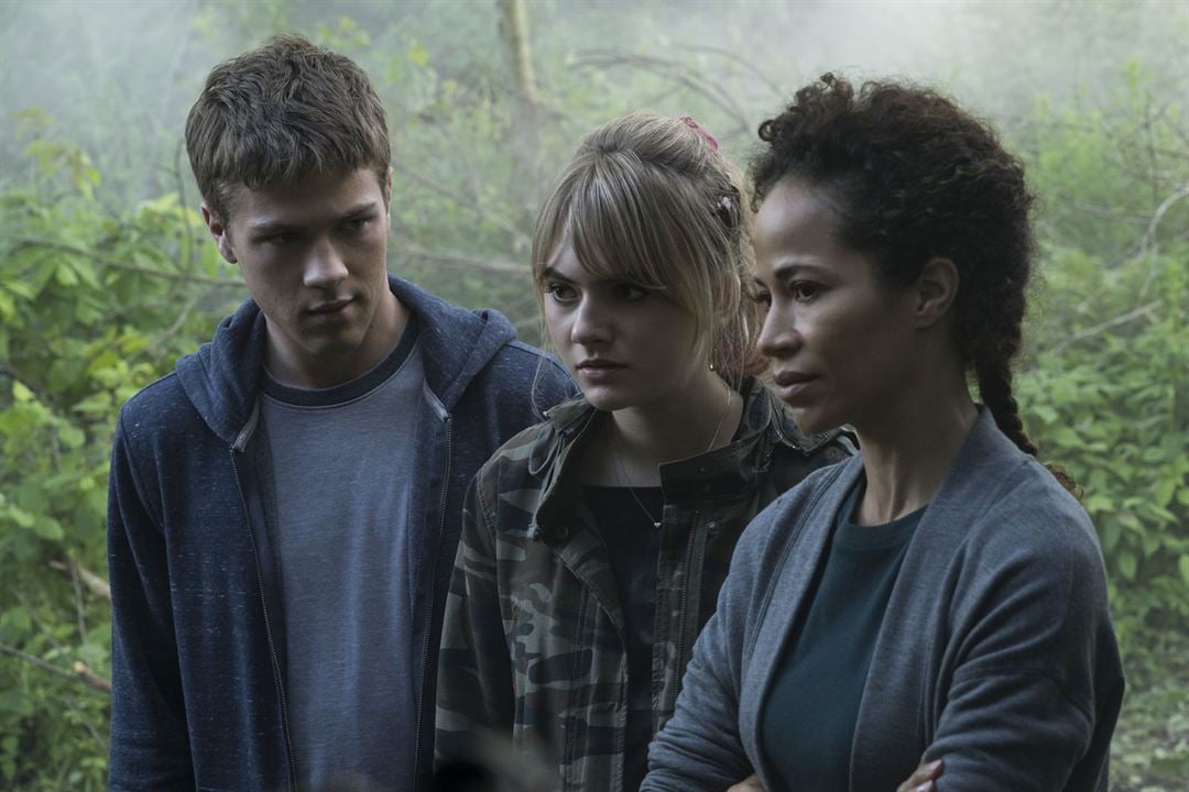 Locke & Key : Bild Connor Jessup, Sherri Saum, Emilia Jones