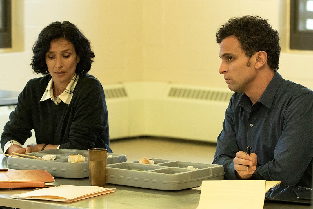 For Life : Bild Matt Dellapina, Indira Varma