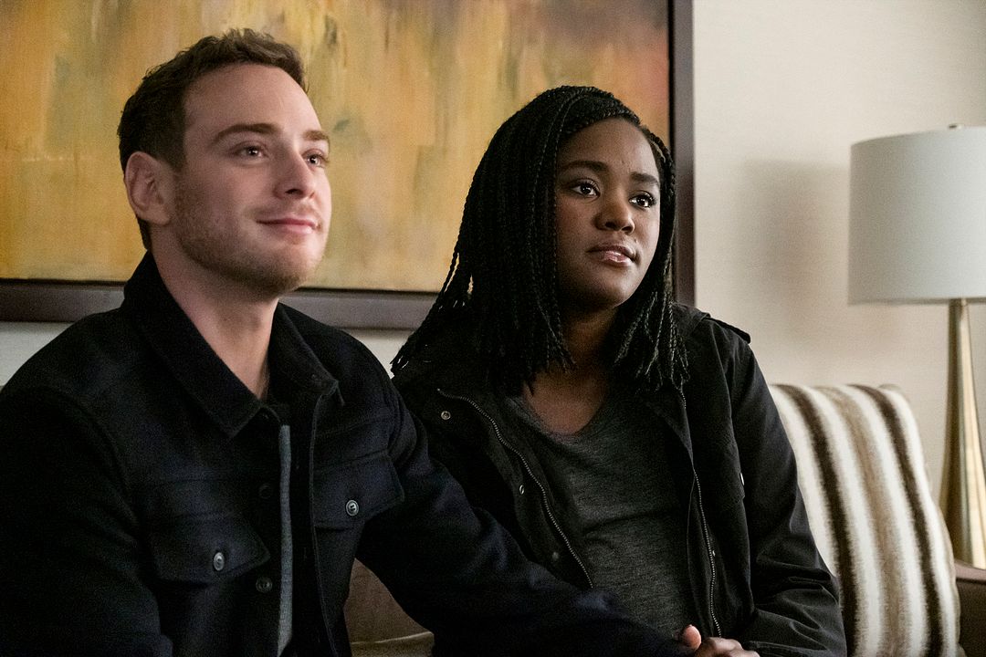 A Million Little Things : Bild Michael Drayer, Ebboney Wilson