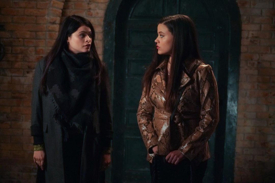 Charmed : Bild Melonie Diaz, Sarah Jeffery