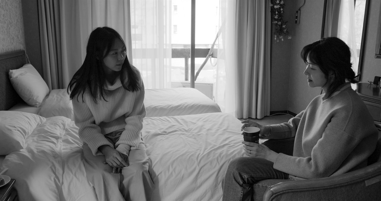 Hotel by the River : Bild Kim Min-Hee, Song Seon-mi