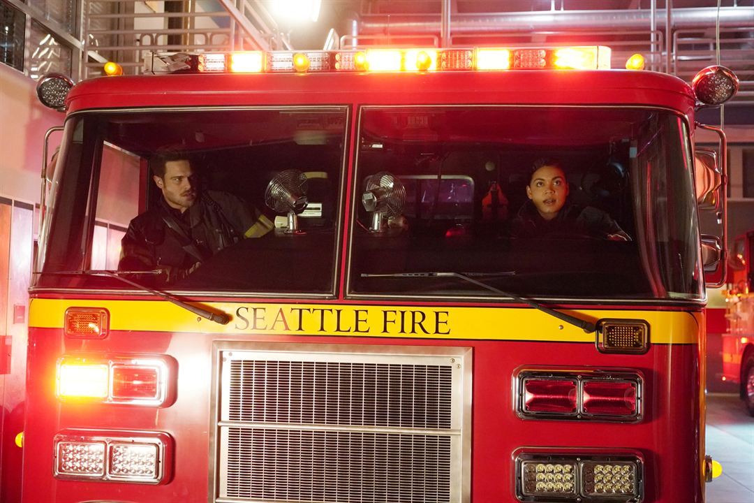 Seattle Firefighters - Die jungen Helden : Bild Grey Damon, Barrett Doss