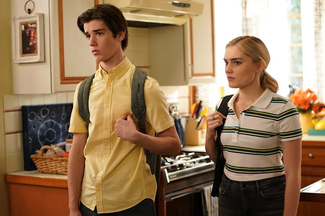 American Housewife (2016) : Bild Daniel DiMaggio, Meg Donnelly