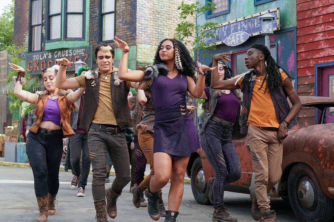 Z-O-M-B-I-E-S 2 : Bild Pearce Joza, Chandler Kinney