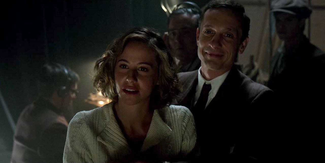 Alles, was die Zeit vergisst : Bild Pablo Derqui, Irene Escolar