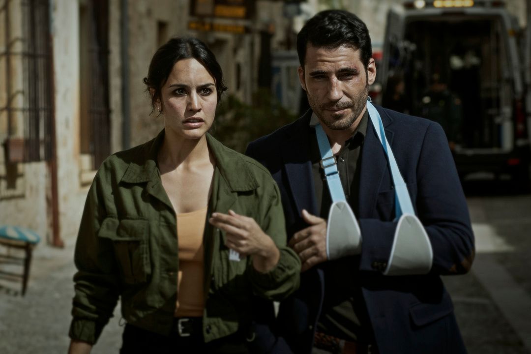 30 Coins : Bild Miguel Ángel Silvestre, Megan Montaner