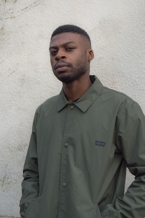 Vignette (magazine) Esdras Registe