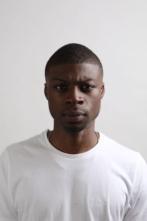 Vignette (magazine) Esdras Registe