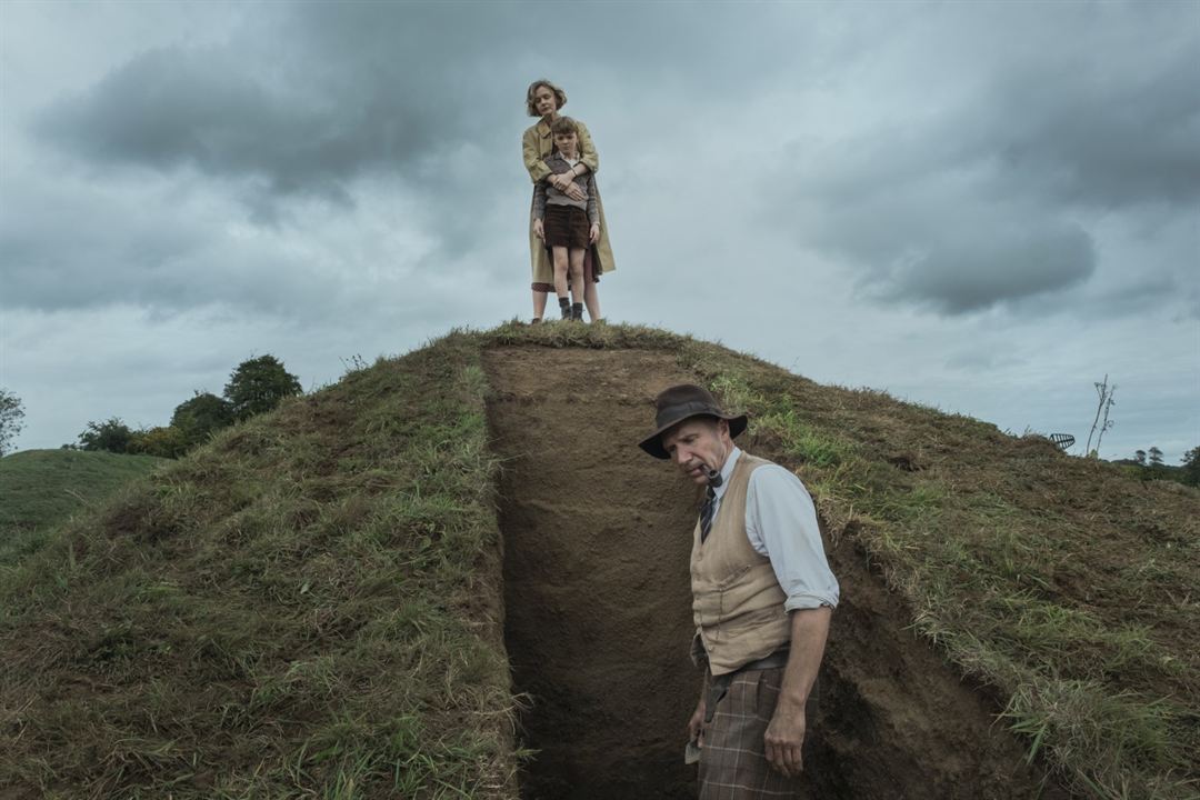 Die Ausgrabung : Bild Ralph Fiennes, Carey Mulligan