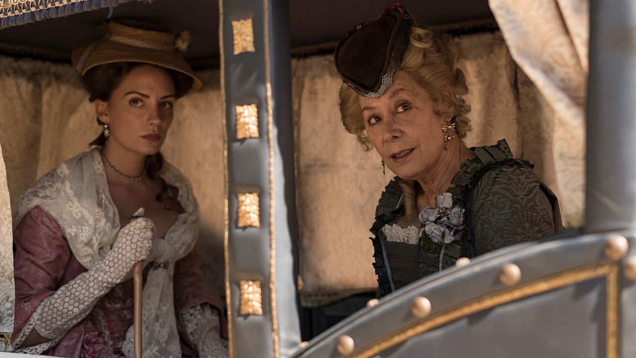 Bild Fiorella Faltoyano, María Hervás