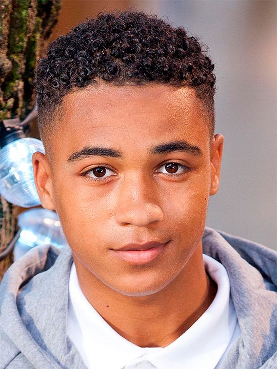 Kinoposter Theo Graham