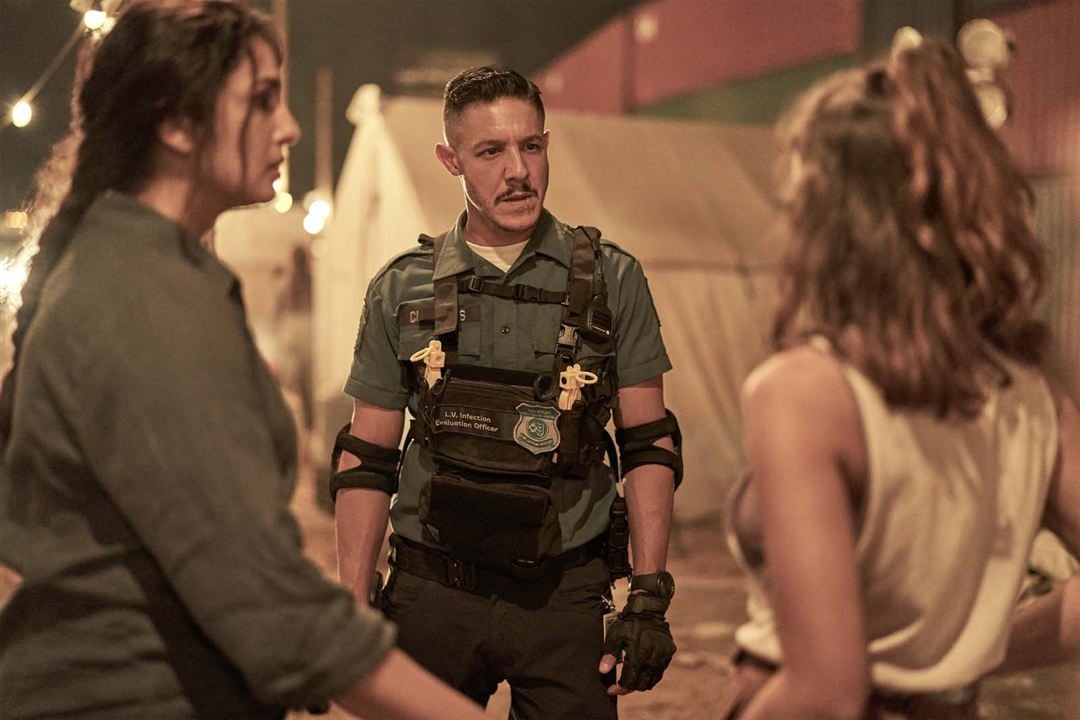 Army Of The Dead : Bild Theo Rossi