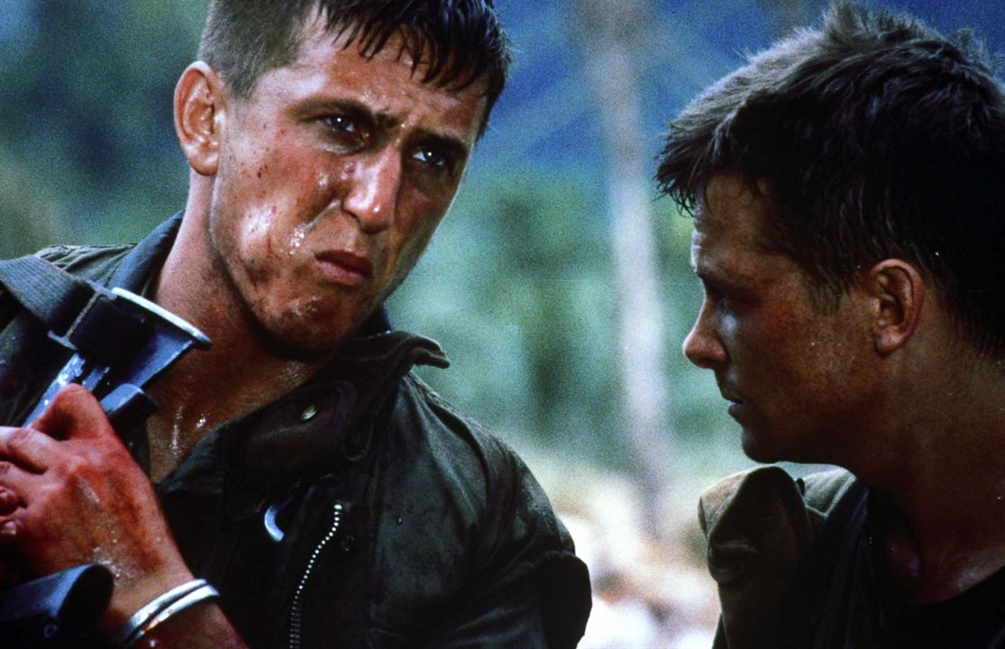 Die Verdammten des Krieges : Bild Michael J. Fox, Sean Penn