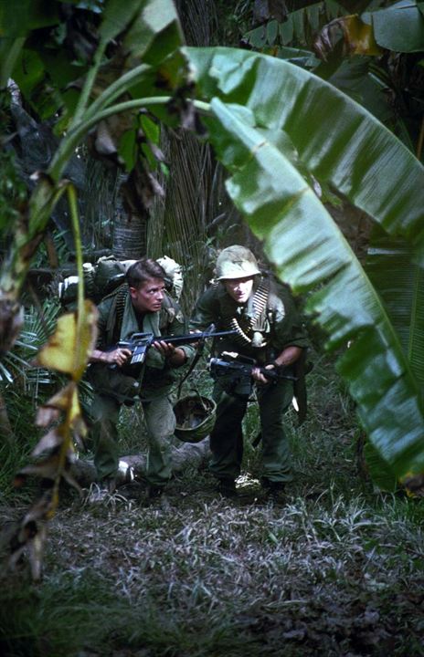 Die Verdammten des Krieges : Bild Michael J. Fox, Sean Penn