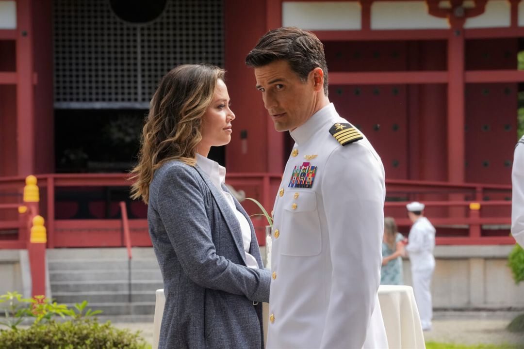 Navy CIS: Hawaii : Bild Enver Gjokaj, Vanessa Lachey