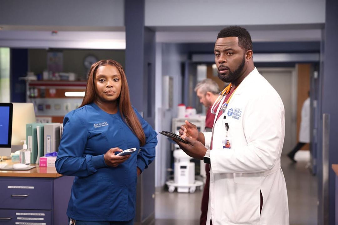 Chicago Med : Bild Marlyne Barrett, Guy Lockard