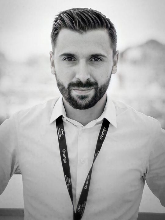 Vignette (magazine) Chris Moreira