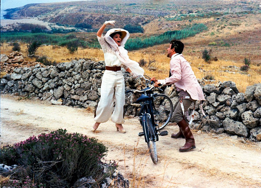 Foto zum Film Mio Dio come sono caduta in basso! Bild 5 auf 5 FILMSTARTS.de